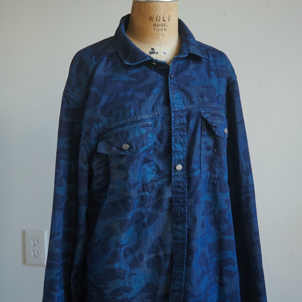 A/X Armani Exchange Blue Camouflage Denim Shirt w/ Corduroy Elbow patch (XL)